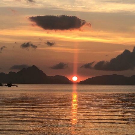 Rl Coastline Inn El Nido Buitenkant foto